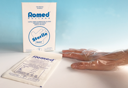 Picture of COPOLYMER GLOVES  STICTED ON PAPER STERILE SIZE SMALL ROMED